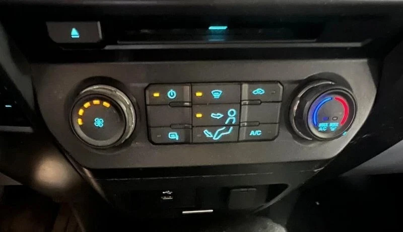 OEM 2017–2022 Ford F-250 F-350 Super Duty AC Heater Climate Temperature Control - Image 2
